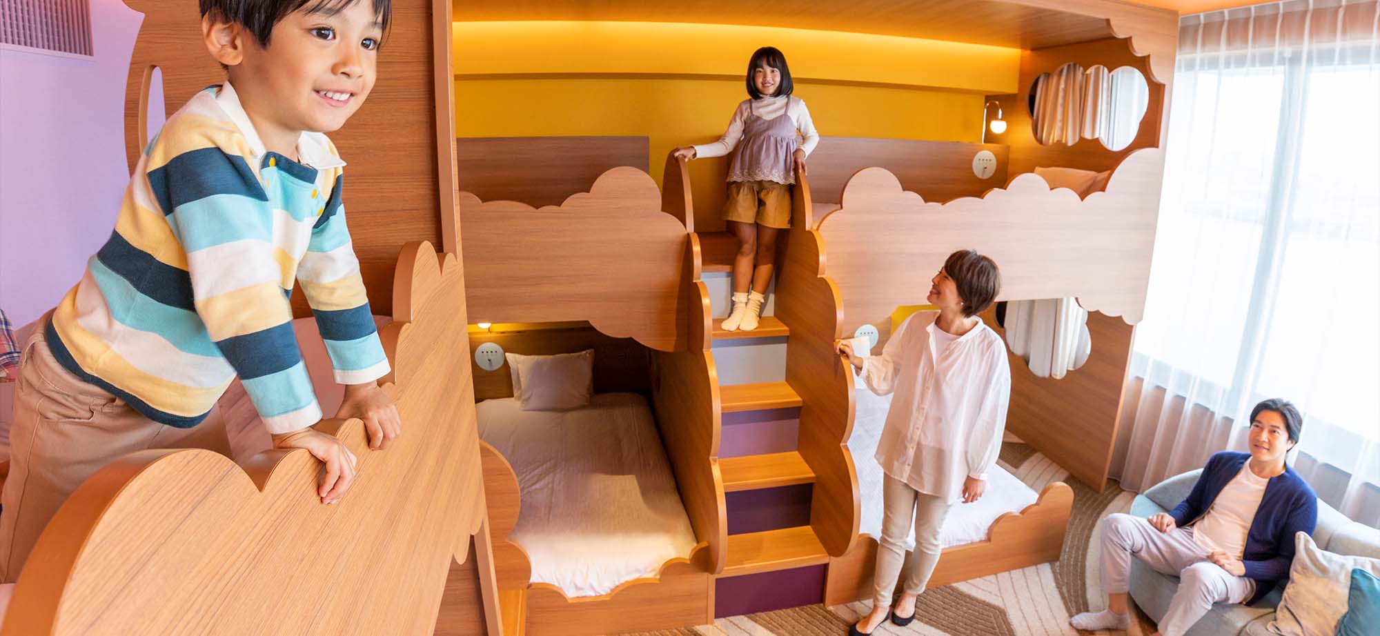レインボールーム（56㎡／4〜6名様） ファミリーイメージ